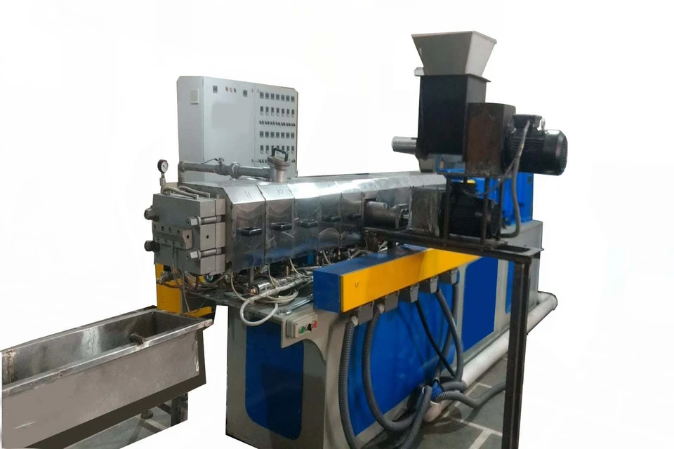 TSE Compounding MEGA-40 ECO